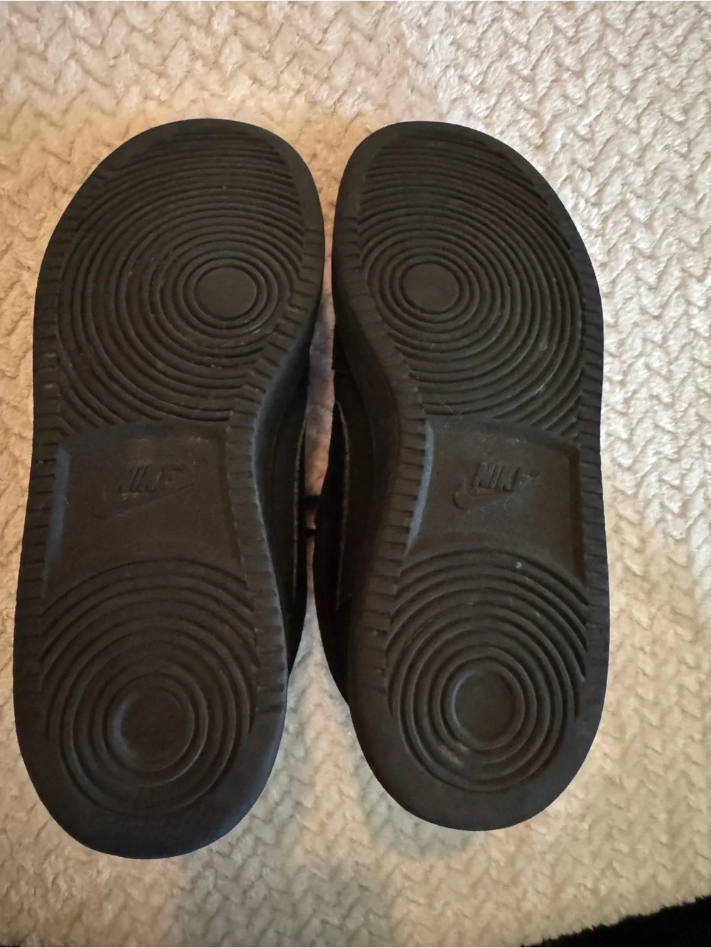 Nike Court Borough Mid sneakers Black Size 6Y